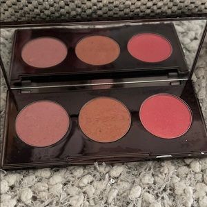 Becca Blushed with Light palette